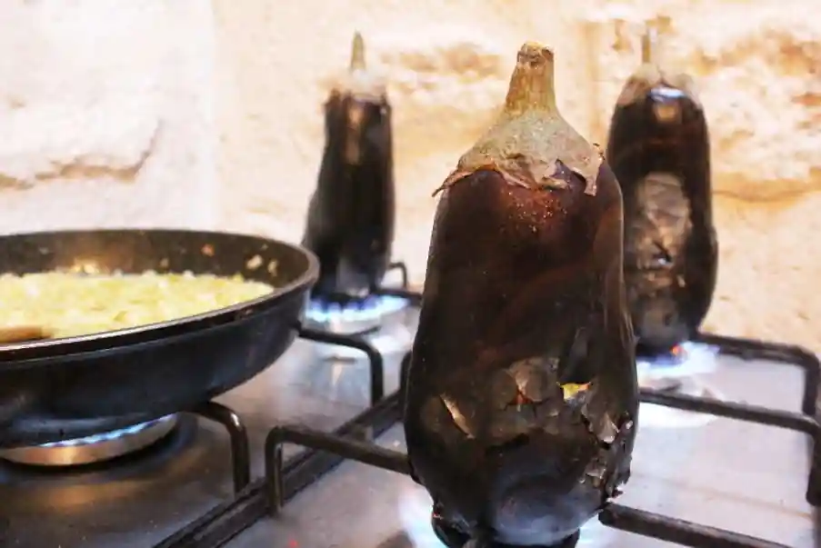 Spiced Smoked Aubergine Curry – Begun Bharta